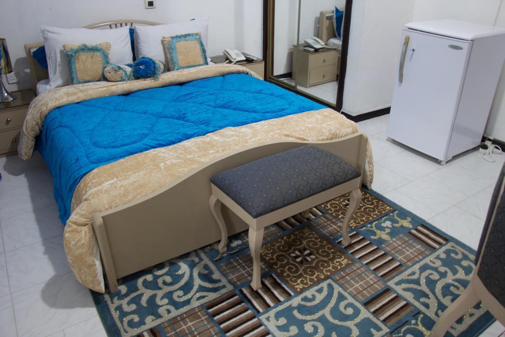 Hill View Hotel Mccarthy Hills Botianaw المظهر الخارجي الصورة