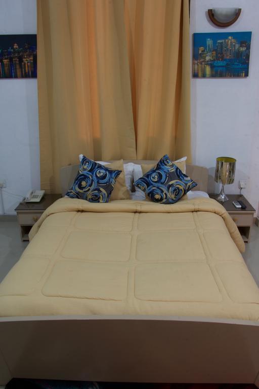 Hill View Hotel Mccarthy Hills Botianaw المظهر الخارجي الصورة