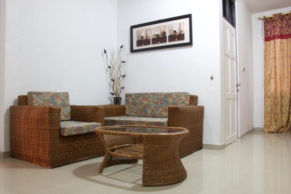 Hill View Hotel Mccarthy Hills Botianaw المظهر الخارجي الصورة